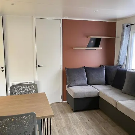 Mobil-home Campsite *
